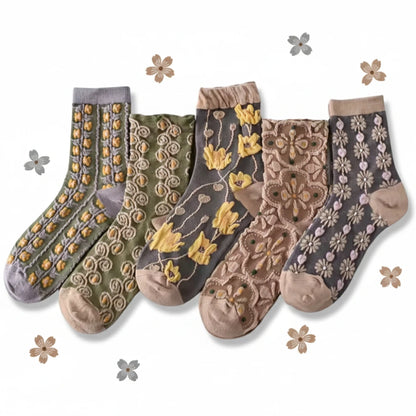 5 Pairs of Socks – Grey Autumn Flowers