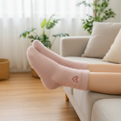 5 Pairs of Socks – Plush Cozy Comfort