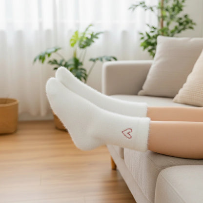 5 Pairs of Socks – Plush Cozy Comfort