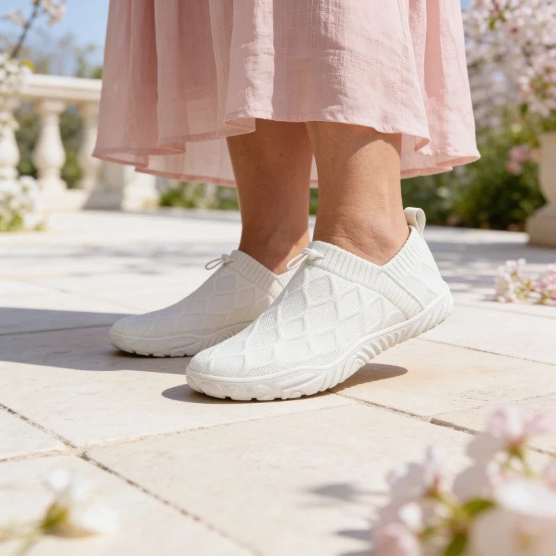 Cloud Walk Full White lifestyle
