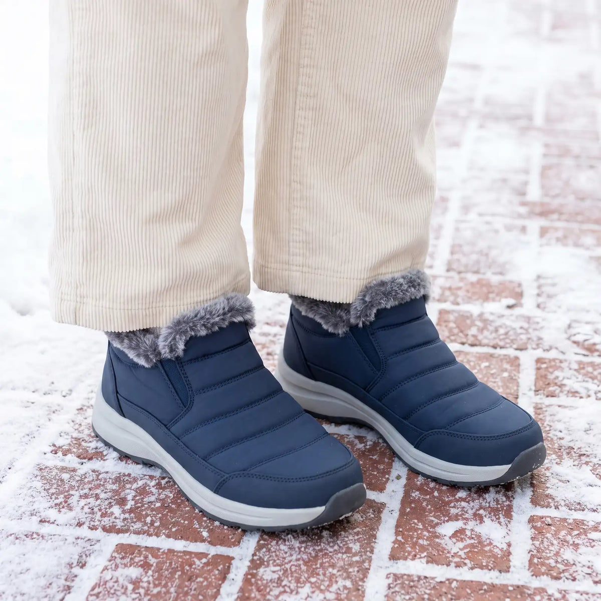 Cloud Cozy Blue lifestyle