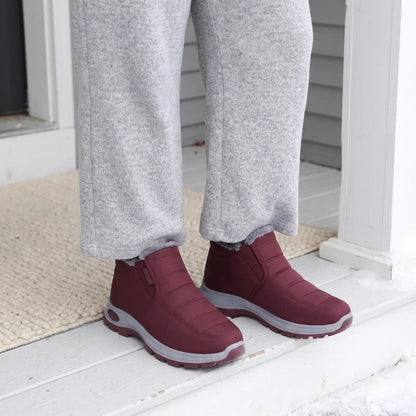 Cloud Cozy Red lifestyle