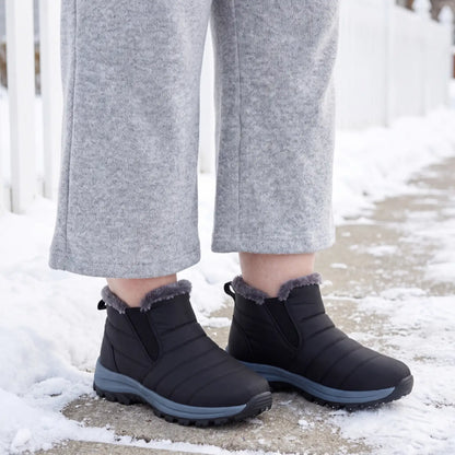 Cloud Snug Black lifestyle