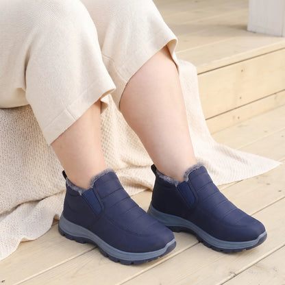 Cloud Snug Blue lifestyle