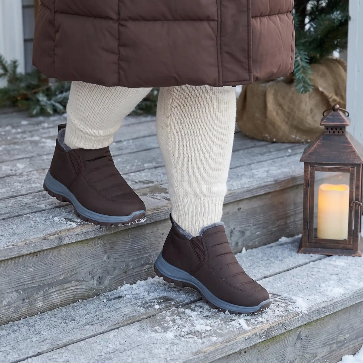 Cloud Snug Brown lifestyle