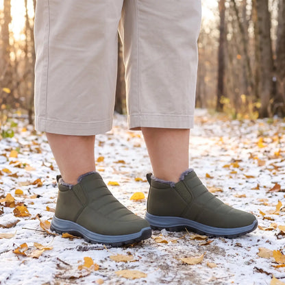 Cloud Snug Army Green lifestyle