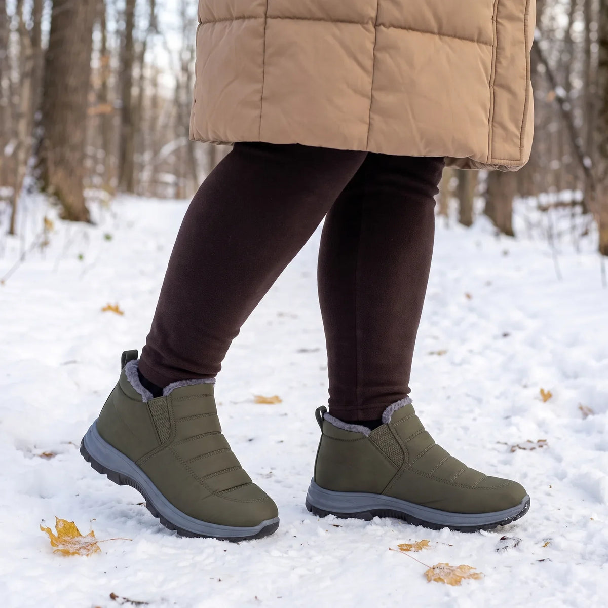 Cloud Snug Army Green lifestyle