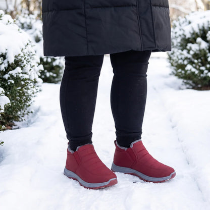Cloud Snug Red lifestyle