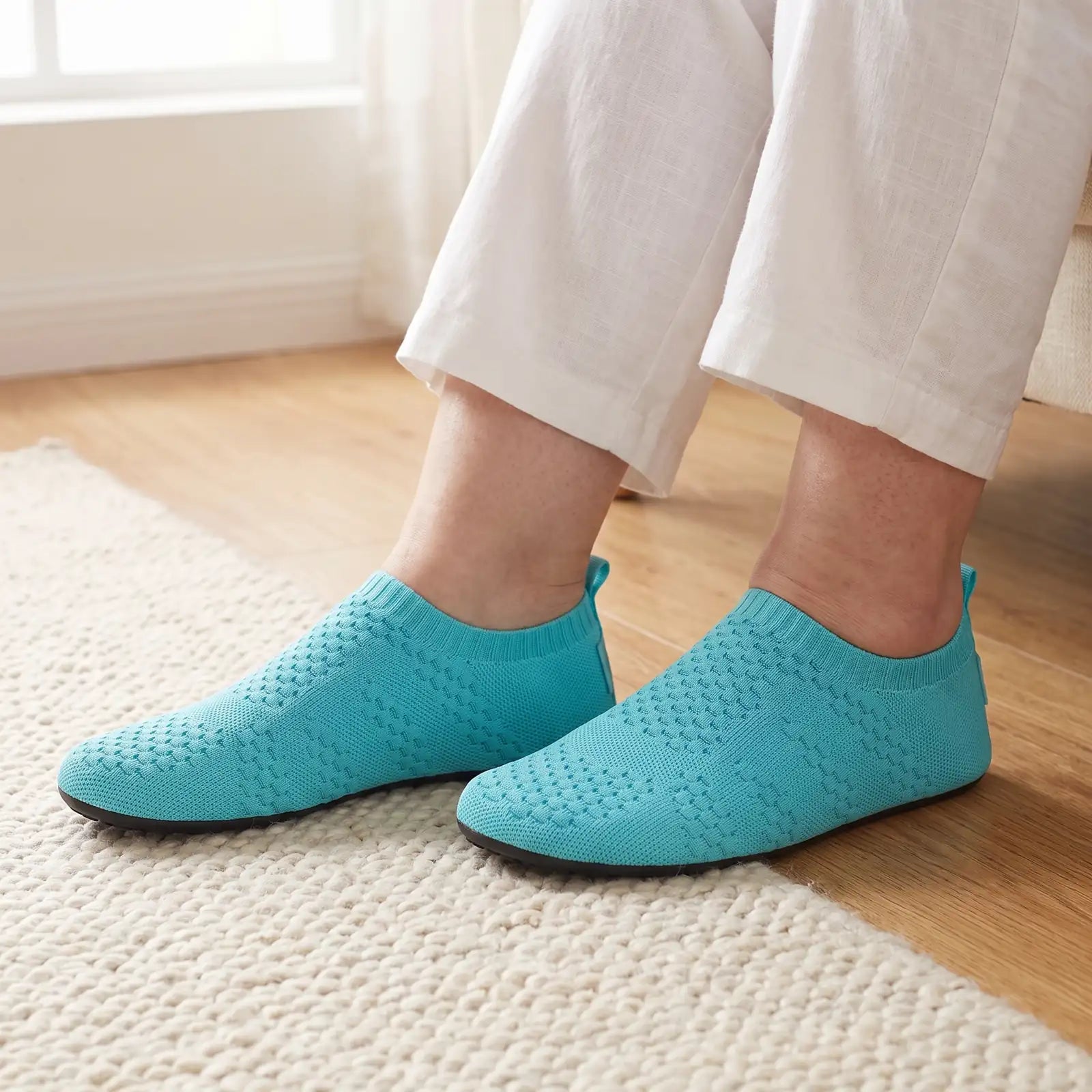 Cloud Sock Turquoise lifestyle