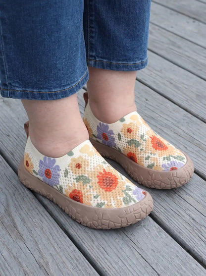 Cloud Step Flower lifestyle