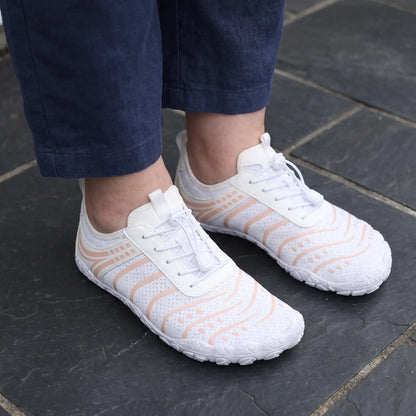 Cloud Trail White/Pink lifestyle