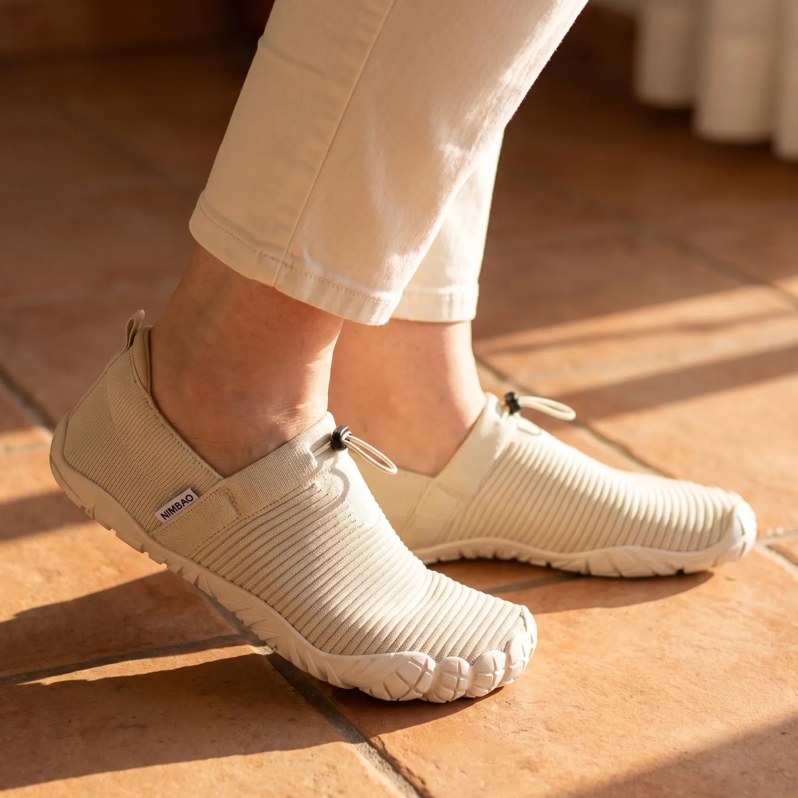 Sova Beige lifestyle