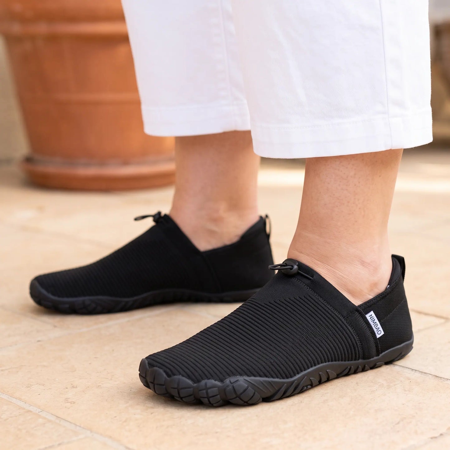 Cloud Walk Cozy Black lifestyle