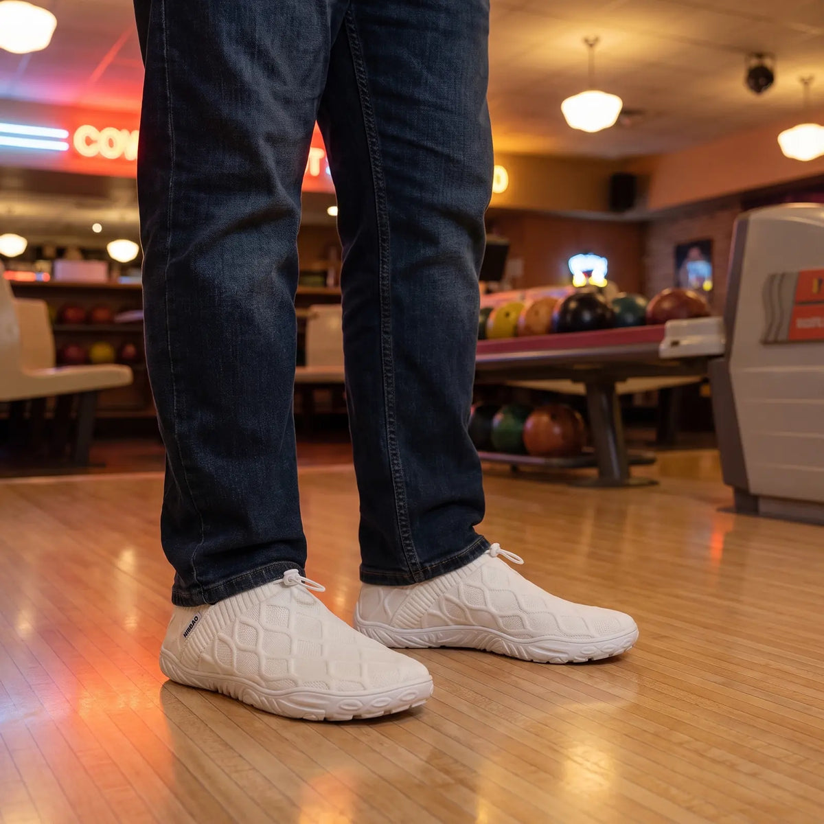 Cloud Walk Men fullwhite lifestyle