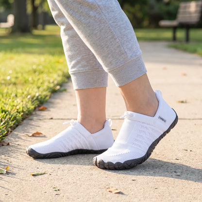 Cloud Walk Breeze White Black lifestyle