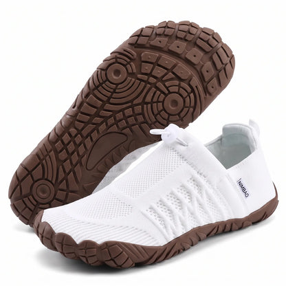 Vela White Brown