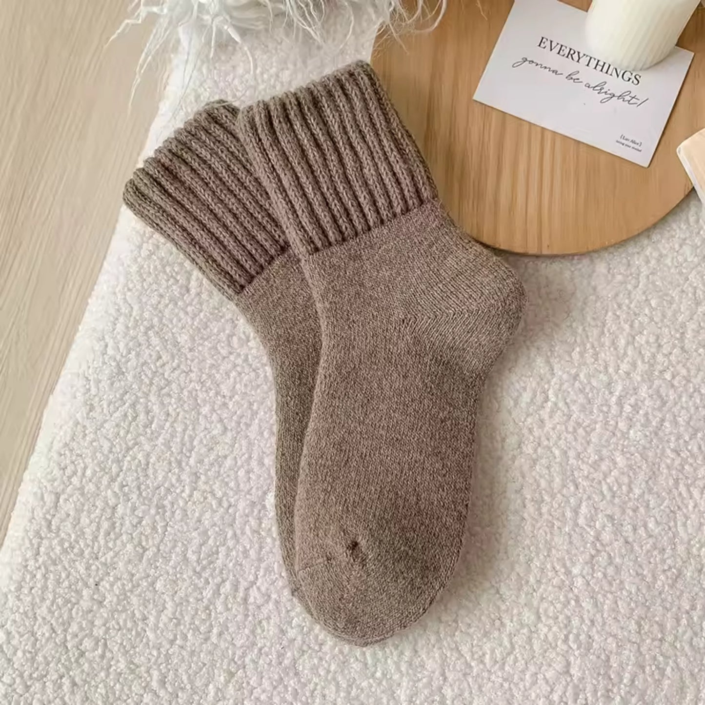 5 Pairs of Socks – Cozy Warmth for Autumn & Winter Comfort