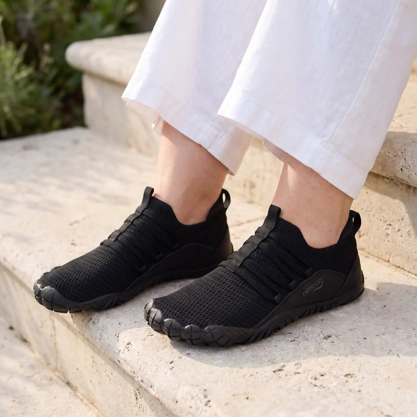 Cloud Walk Tera Black lifestyle